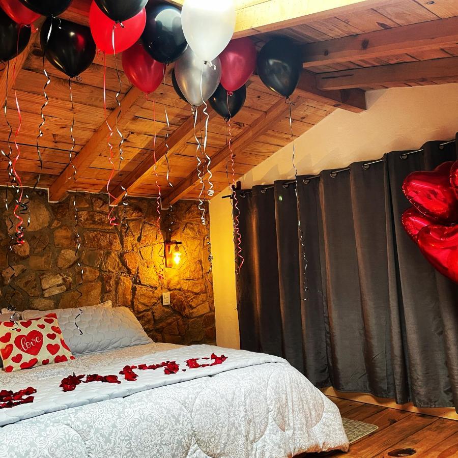 Cabanas Boutique Villasenor Pet And 420 Friendly Уаска-де-Окампо Екстер'єр фото